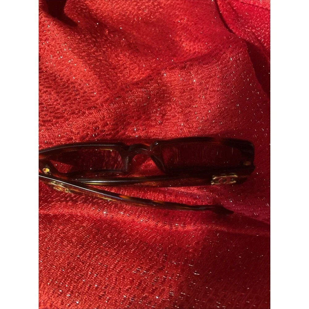 Vintage Chanel 0018 80 Tortoise Shell Sunglasses Oversized Gold CC Made In Italy